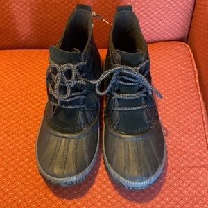 Sorel Out and About booties size 8